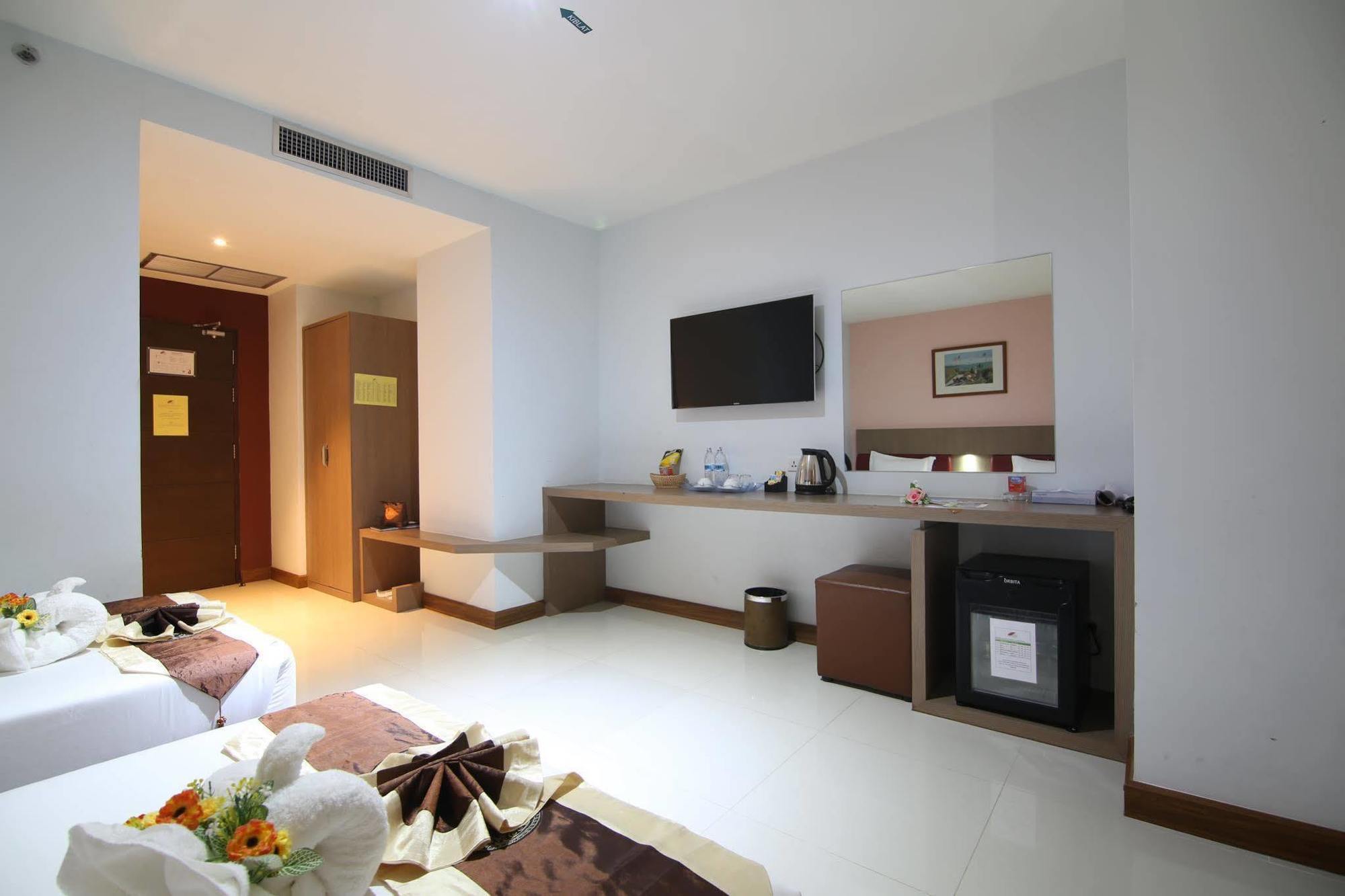 Grand Oliver Hotel Danok Sadao Luaran gambar