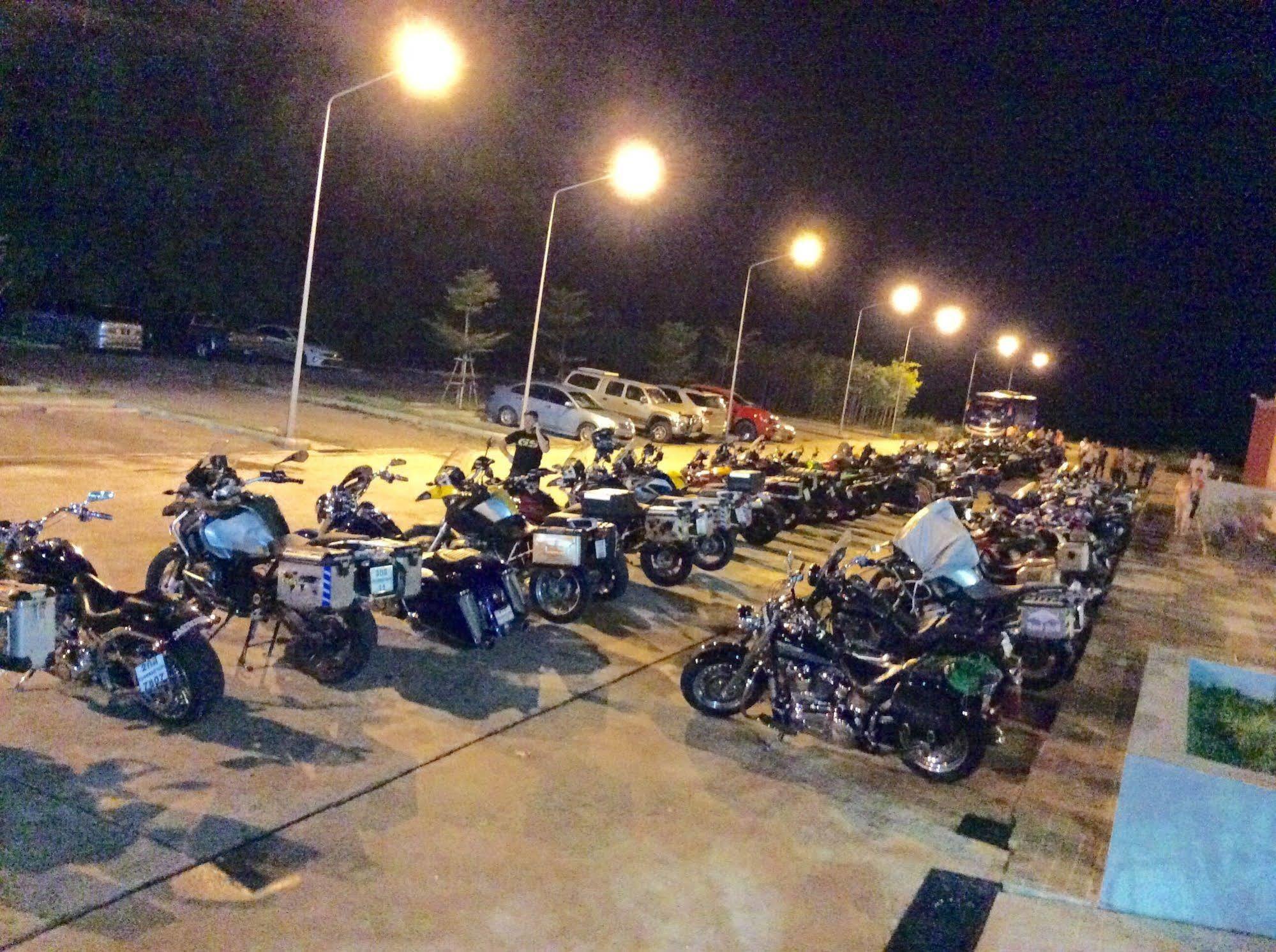 Grand Oliver Hotel Danok Sadao Luaran gambar