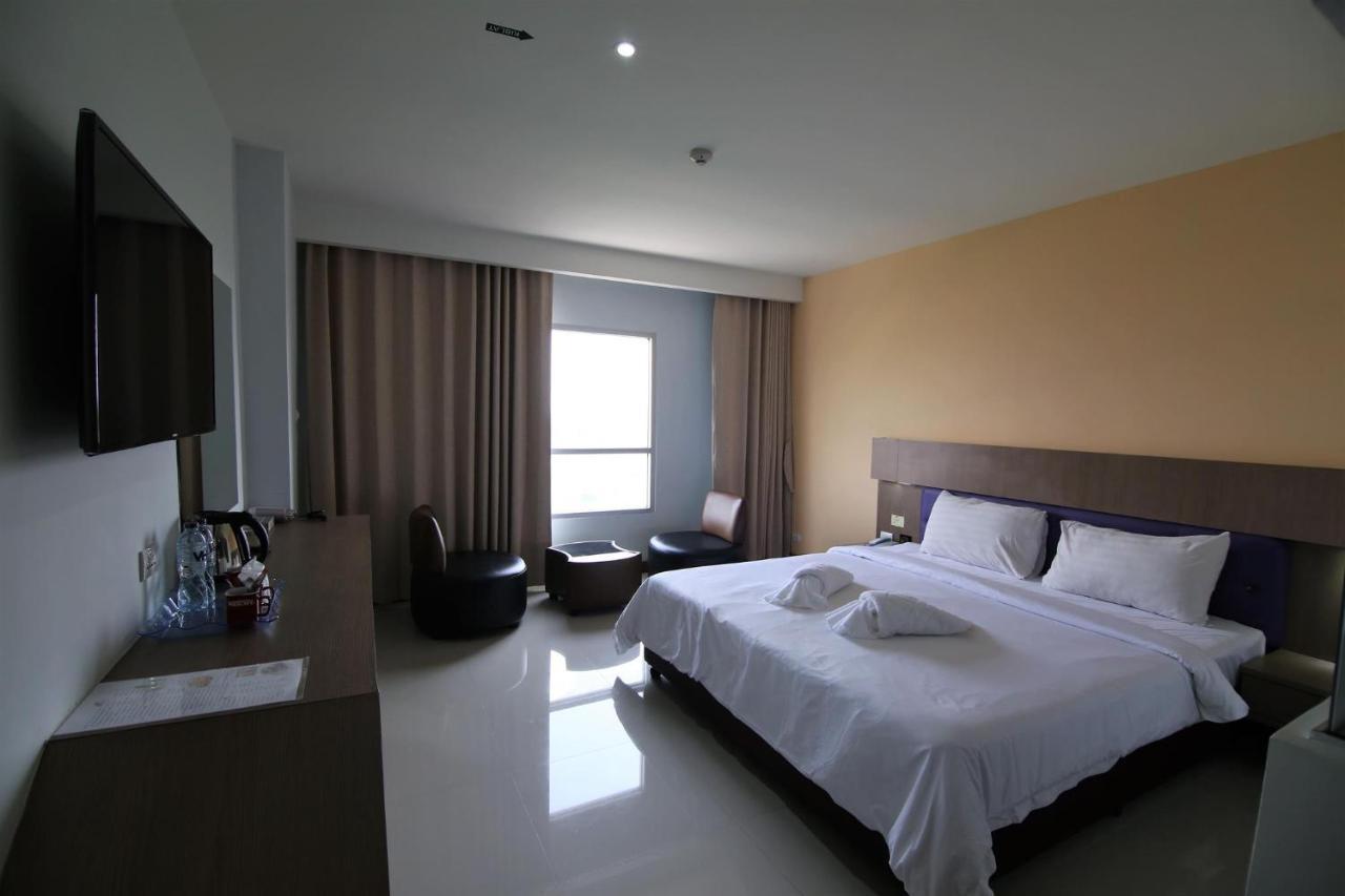 Grand Oliver Hotel Danok Sadao Luaran gambar