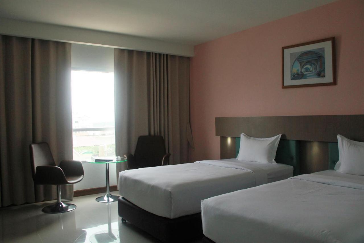 Grand Oliver Hotel Danok Sadao Luaran gambar