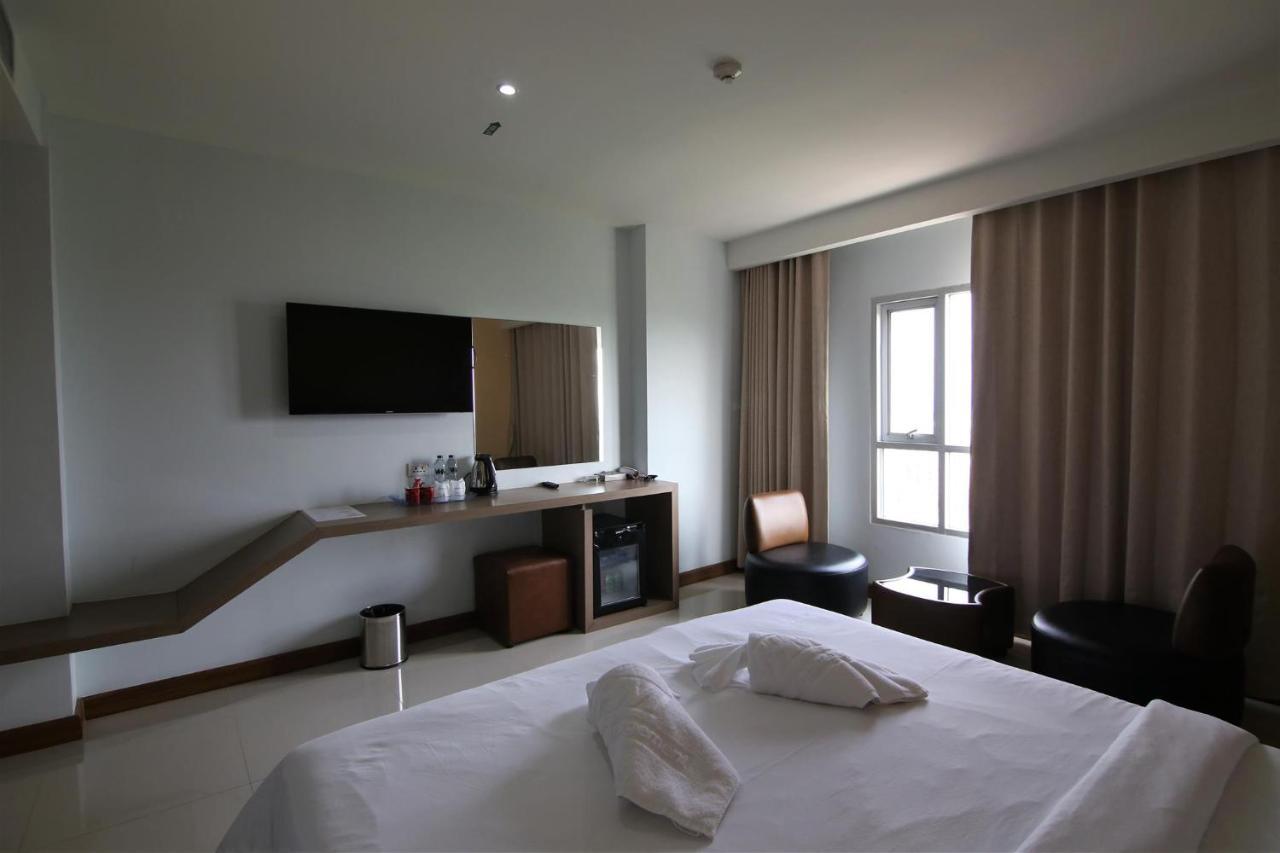 Grand Oliver Hotel Danok Sadao Luaran gambar